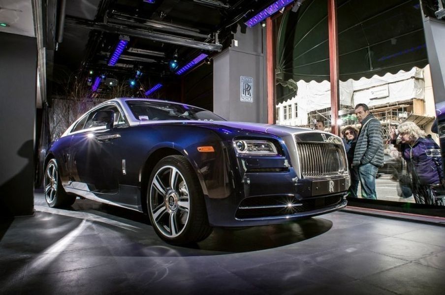 Rolls-Royce otwiera salon w Warszawie