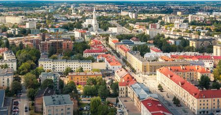 Pogoda w Białymstoku. Prognoza na poniedziałek 2 marca. Umiarkowane chmury, bez opadów