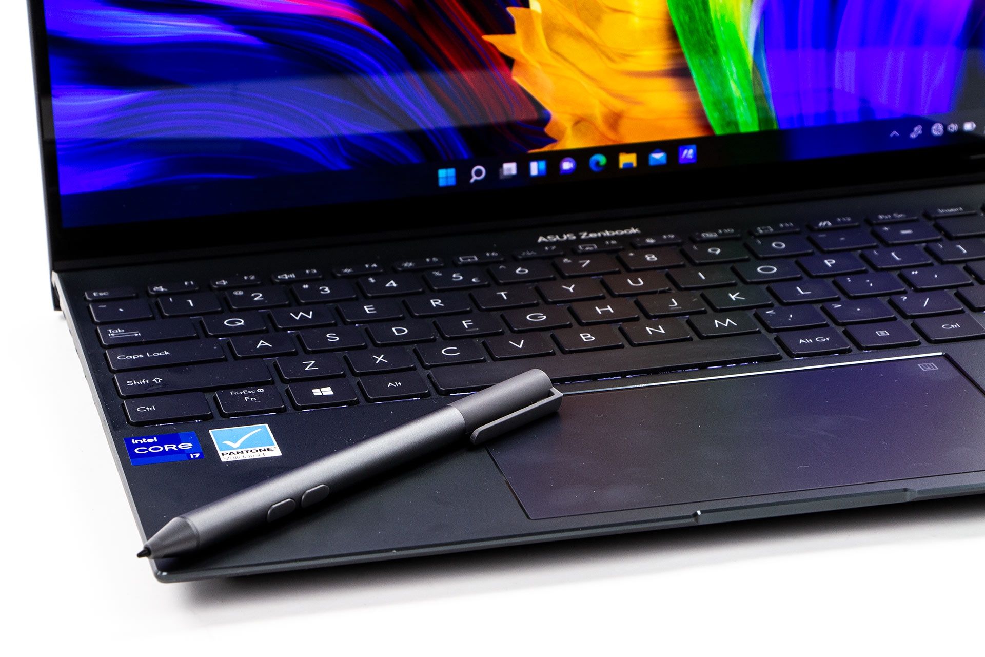 ASUS Zenbook 14X OLED - z rysikiem