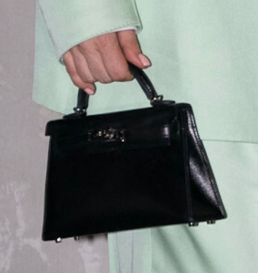 Lady Gaga jako brunetka w Paryżu