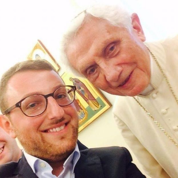 Pierwsze "selfie" Benedykta XVI! (FOTO)