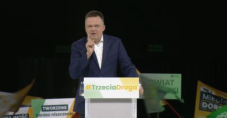 Hołownia grzmiał ze sceny. Tłum zaczął skandować