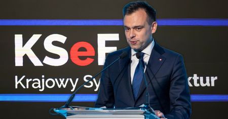 KSeF od 1 kwietnia dla większości firm. Koniec z antydatowaniem faktur i nowy obowiązek