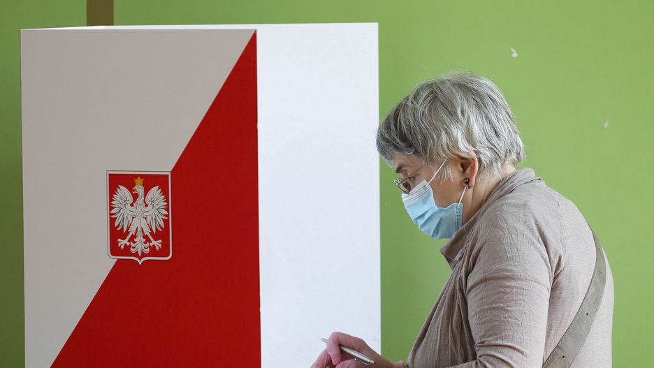 Warszawa. Lokale wyborcze w drugiej turze wyborów. Godziny otwarcia