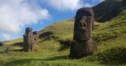 Rzeźby z Wyspy Wielkanocnej zagrożone przez selfie