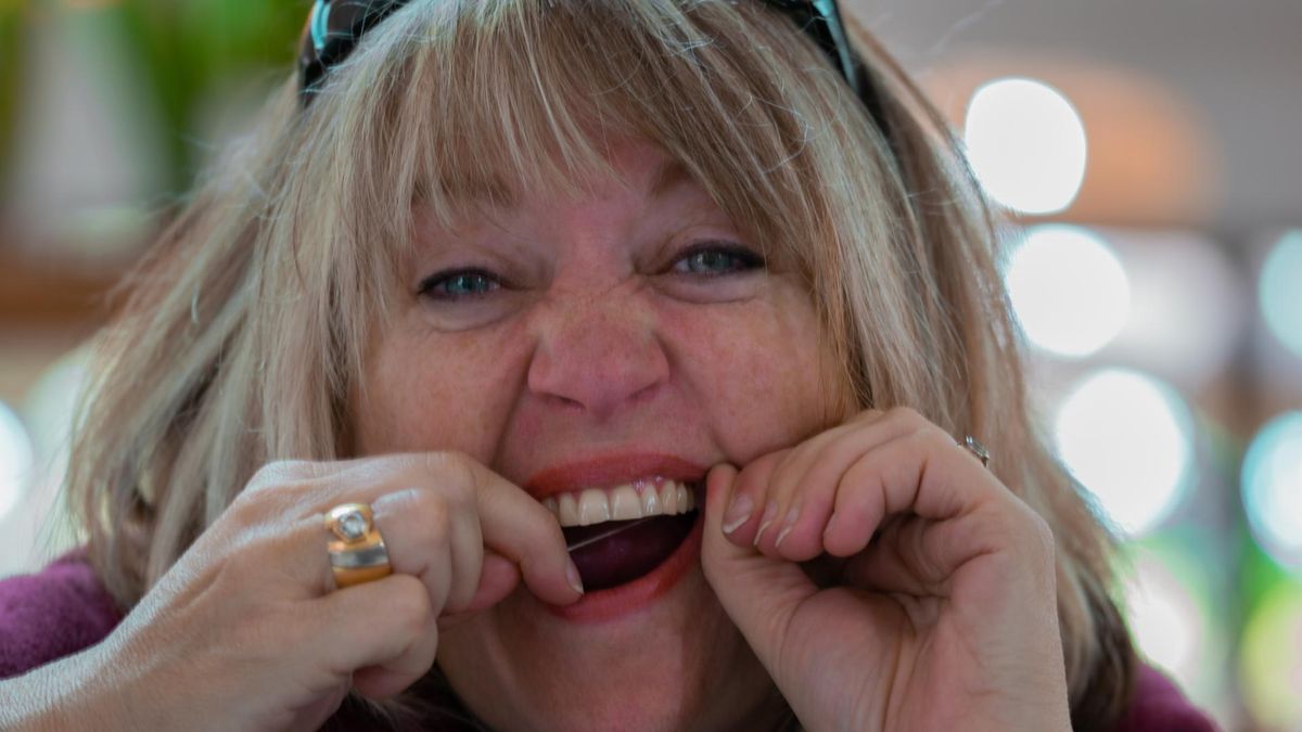 Skrobaczka do języka przyczyną infekcji 59-letniej pacjentki