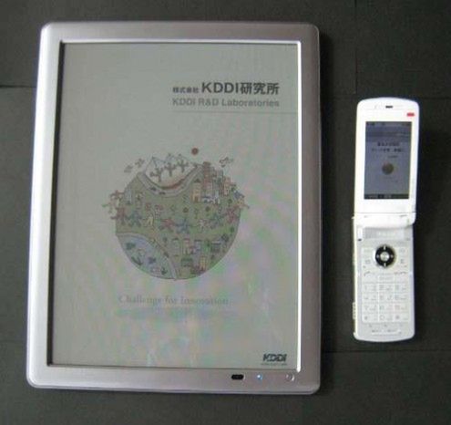 KDDI stworzył ekran połączony z papierem elektronicznym