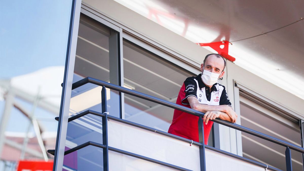 Zdjęcie okładkowe artykułu: Materiały prasowe / Alfa Romeo Racing ORLEN / Na zdjęciu: Robert Kubica