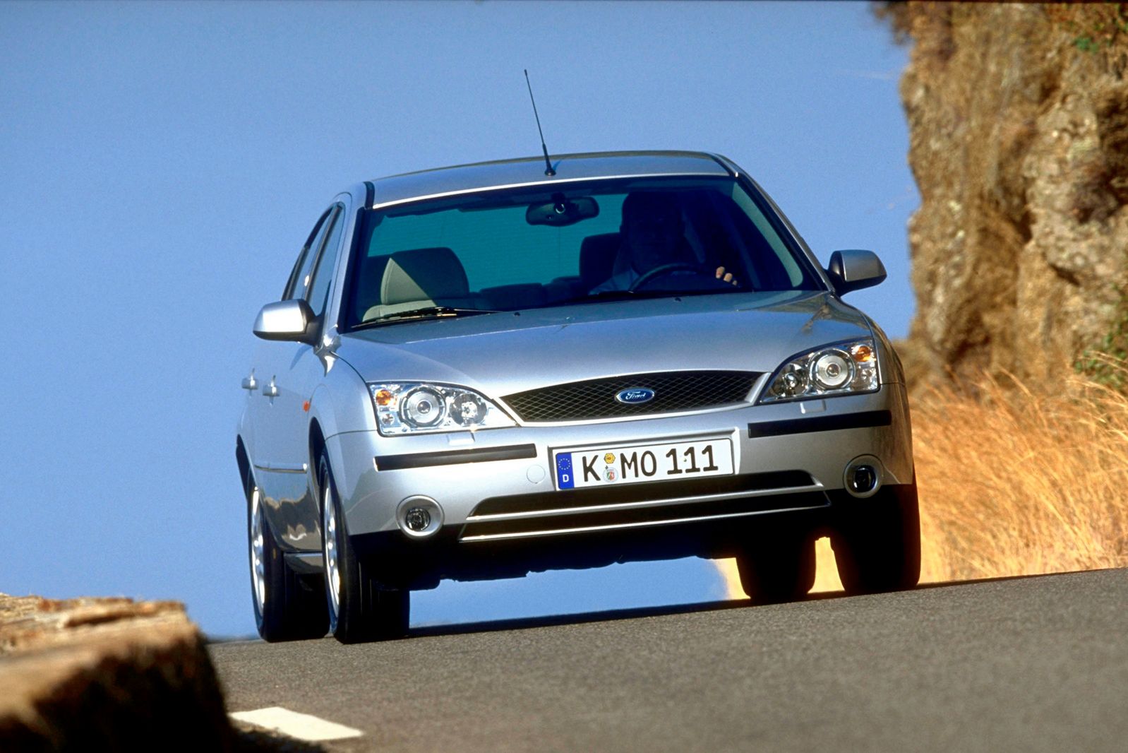 Ford Mondeo Mk 3 to ogólnie niezłe auto, ale tylko jeśli pod maską nie ma silnika SCi.