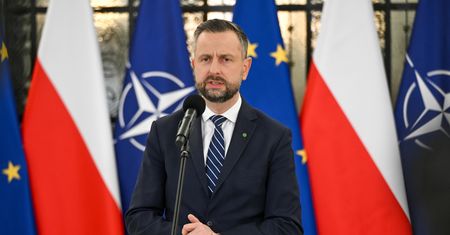 Szef MON o starcie nowego ośrodka. Ma przyspieszyć badania sprzętu