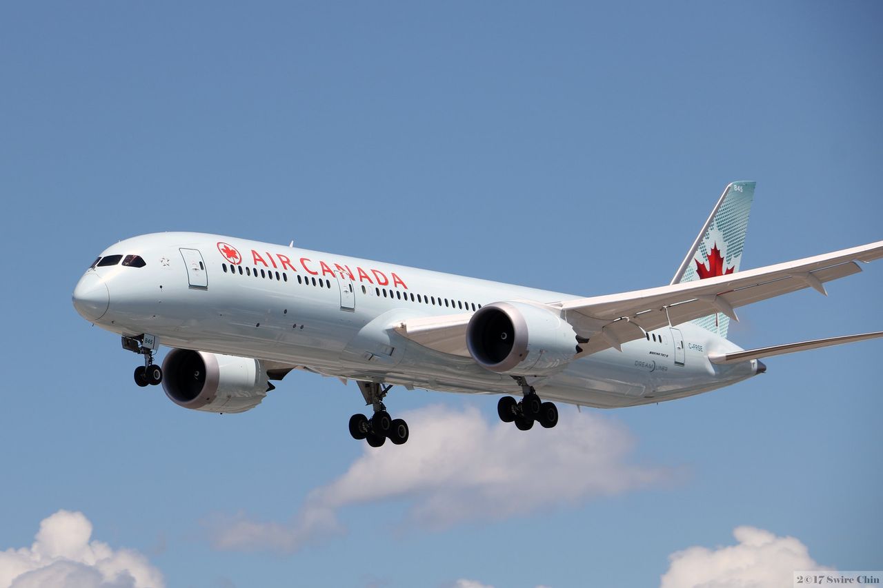 Kanada ogranicza 5G. Sieć może stwarzać zagrożenie dla samolotów