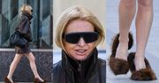 69-letnia Monika Olejnik w miniówie i WŁOCHATYCH CZÓŁENKACH popyla po Warszawie. Ikona mody? (ZDJĘCIA)