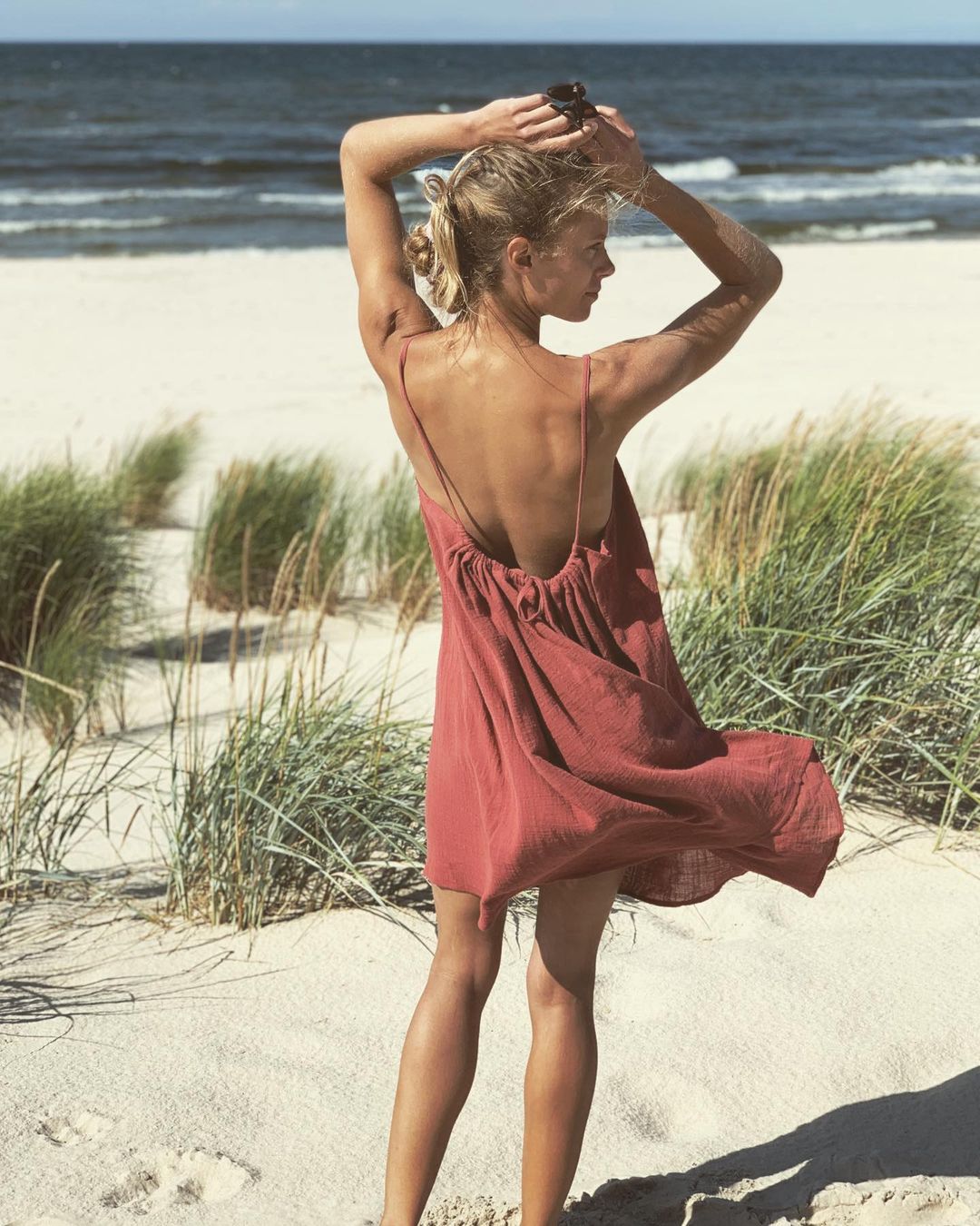 Julia Pietrucha pozuje w bikini
