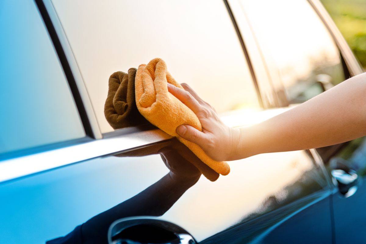 Nieumiejętne czyszczenie auta może doprowadzić do strat