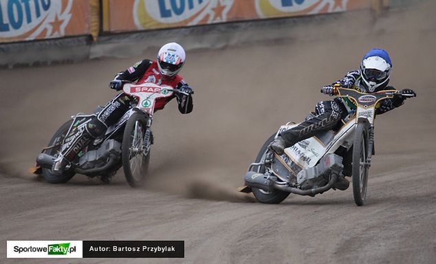 Klaudia Szmaj w kasku białym