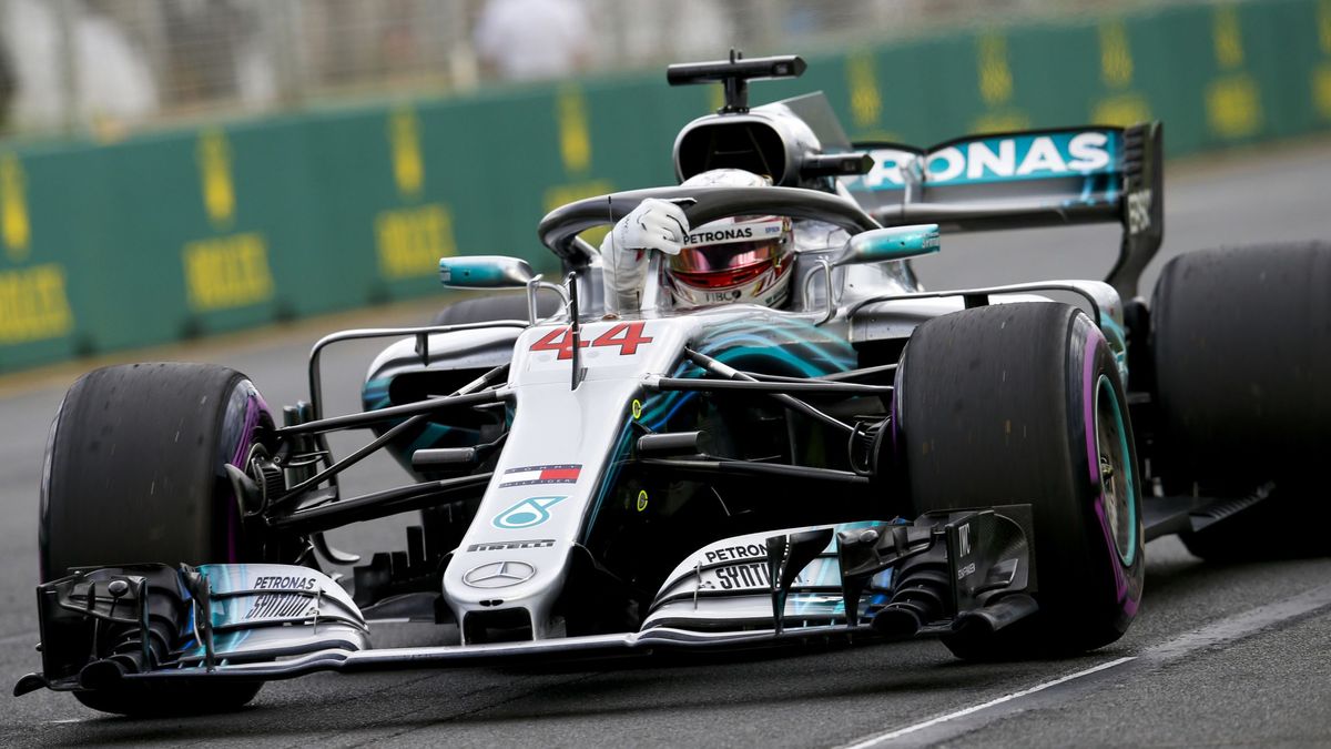 Materiały prasowe / Mercedes / Lewis Hamilton za kierownicą Mercedesa