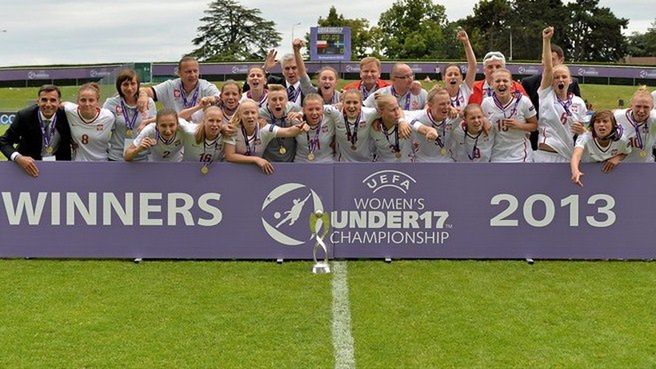 Materiały prasowe / uefa.com / Na zdjęciu: reprezentacja Polski kobiet to lat 17 po zdobyciu mistrzostwa Europy w 2013 roku