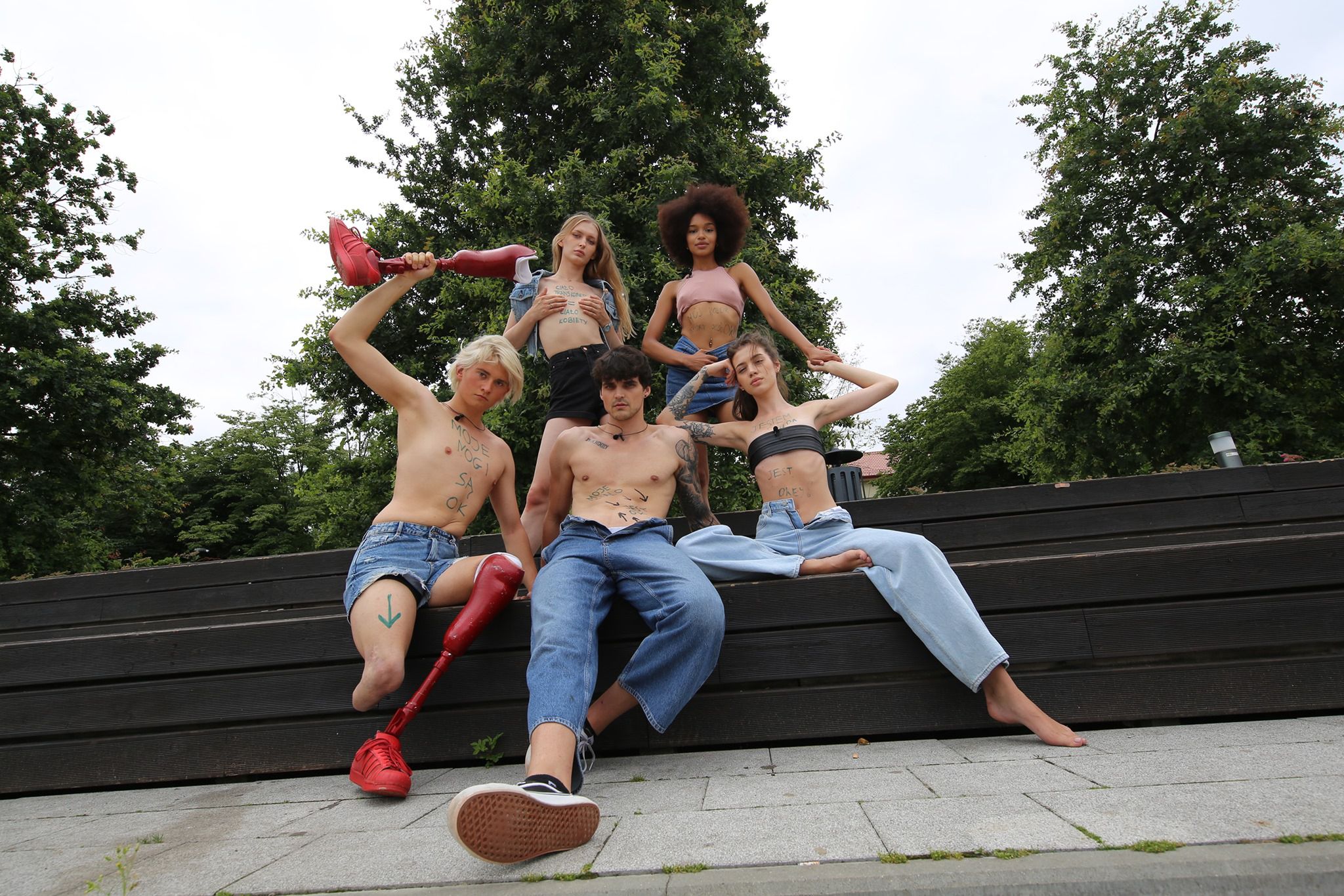 Top Model 10. Odcinek 5 - sesja tematyczna z gwiazdami