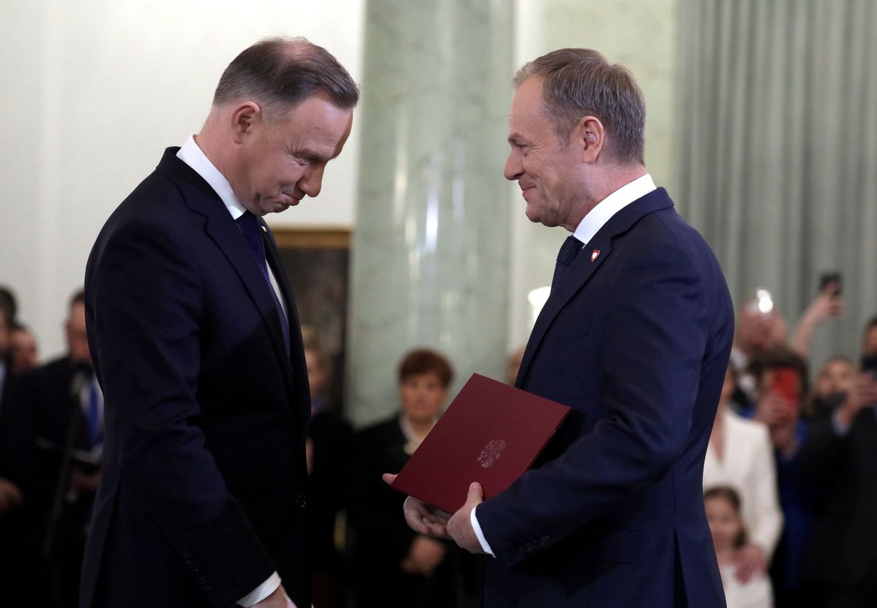 Prezydent starł się z premierem w social mediach. Poszło o Telewizję Polską