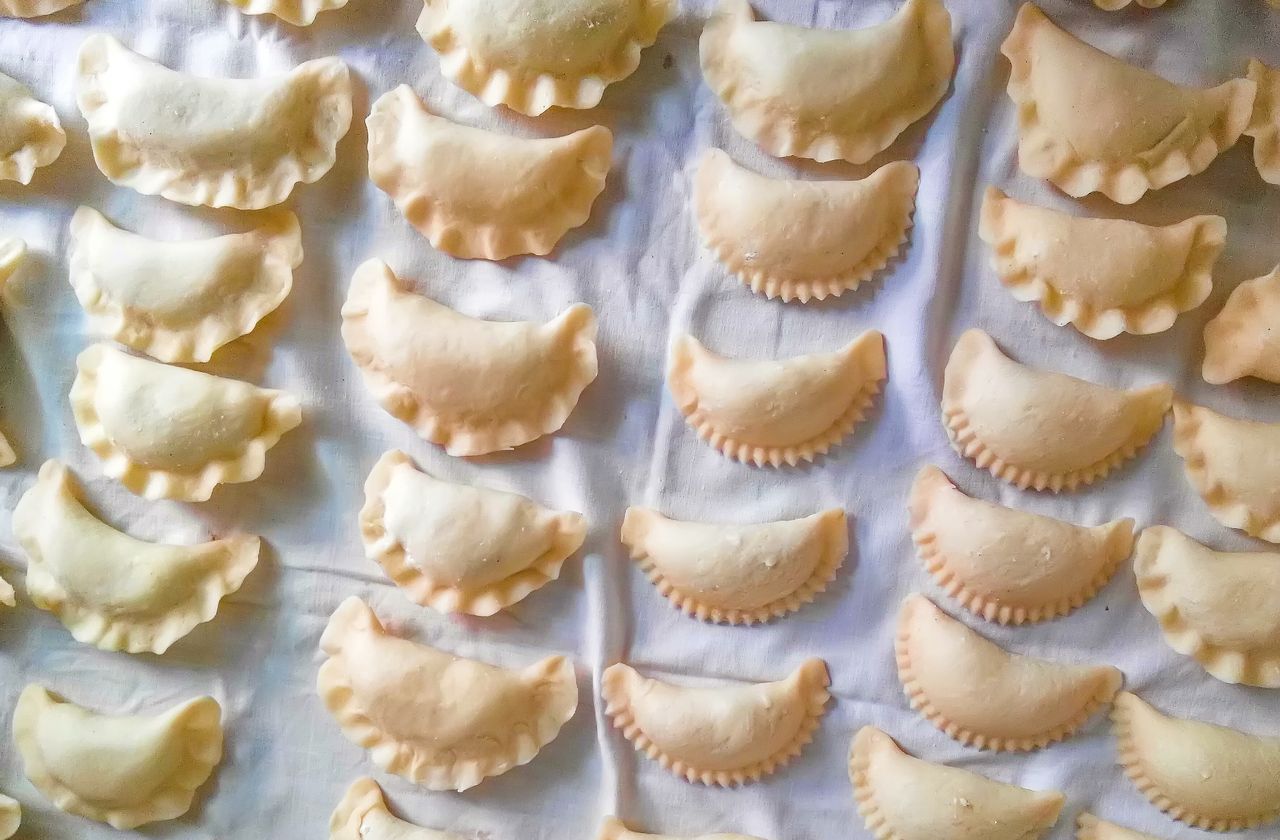 Jak mrozić pierogi, żeby się nie posklejały? Poznajcie proste tricki!