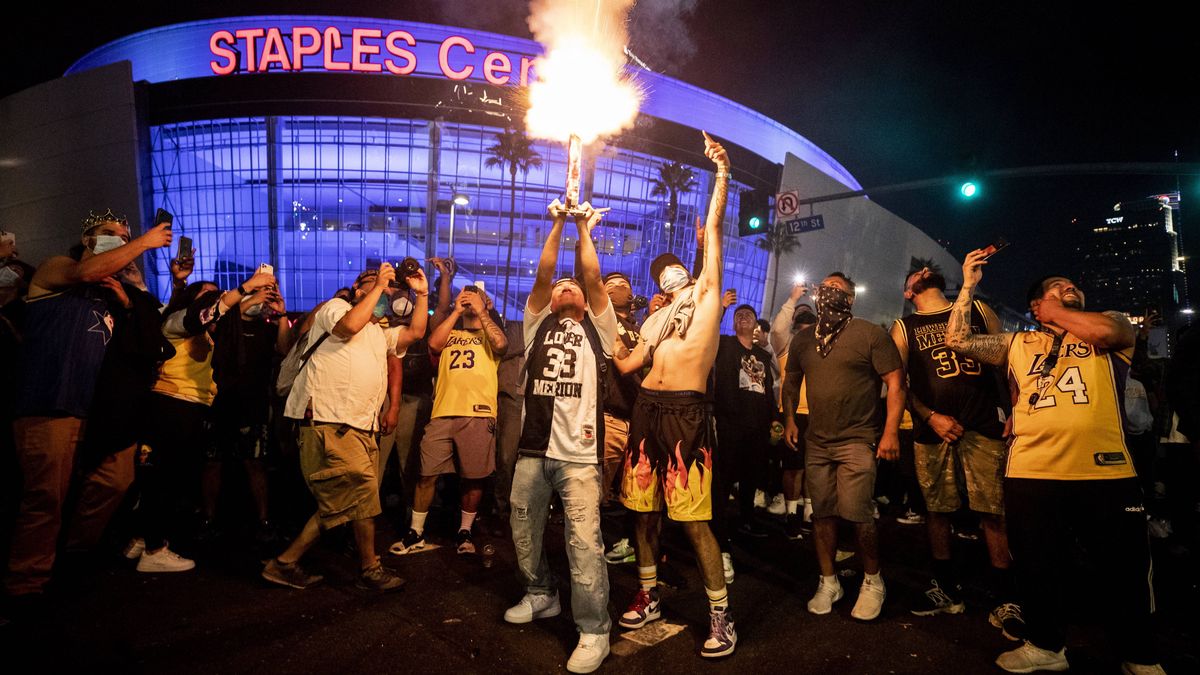 Świętowanie fanów Lakers zostało zakłócone