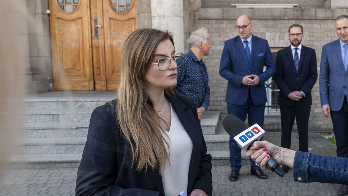 Agnieszka Rupniewska na konferencji prasowej