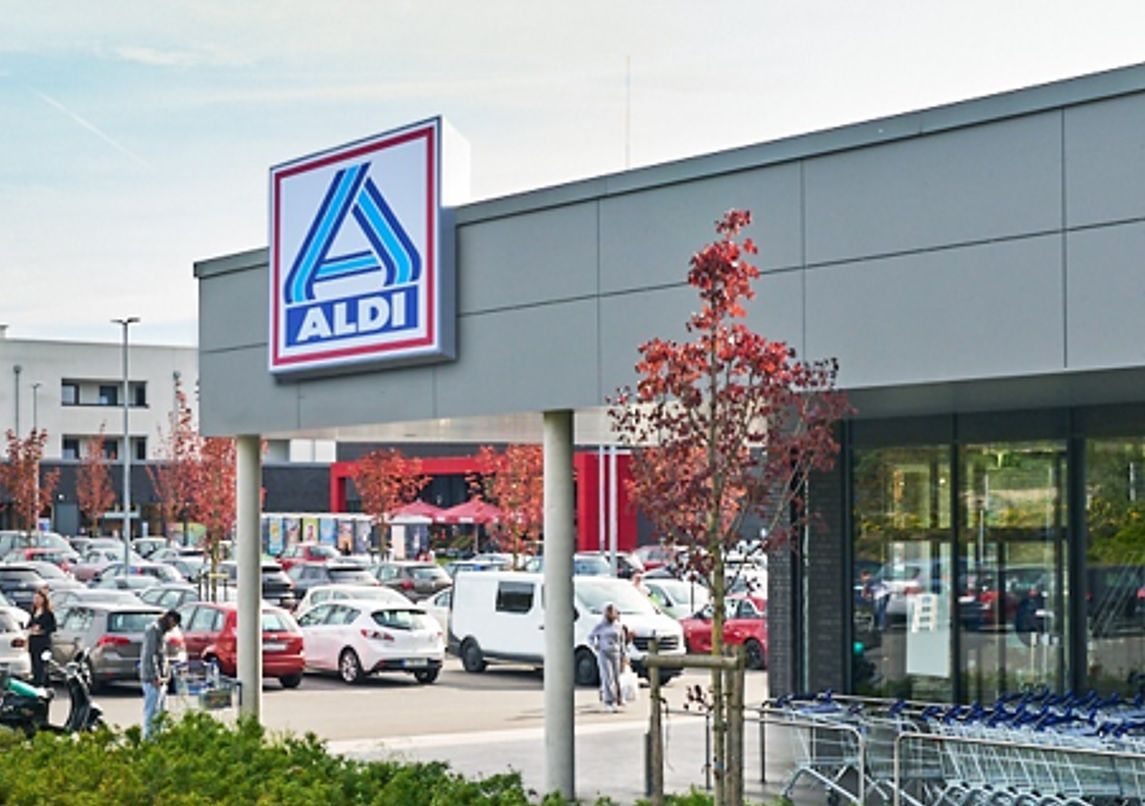 Aldi ma znicze w ofercie 3+3 gratis. Czas tylko do 24 października