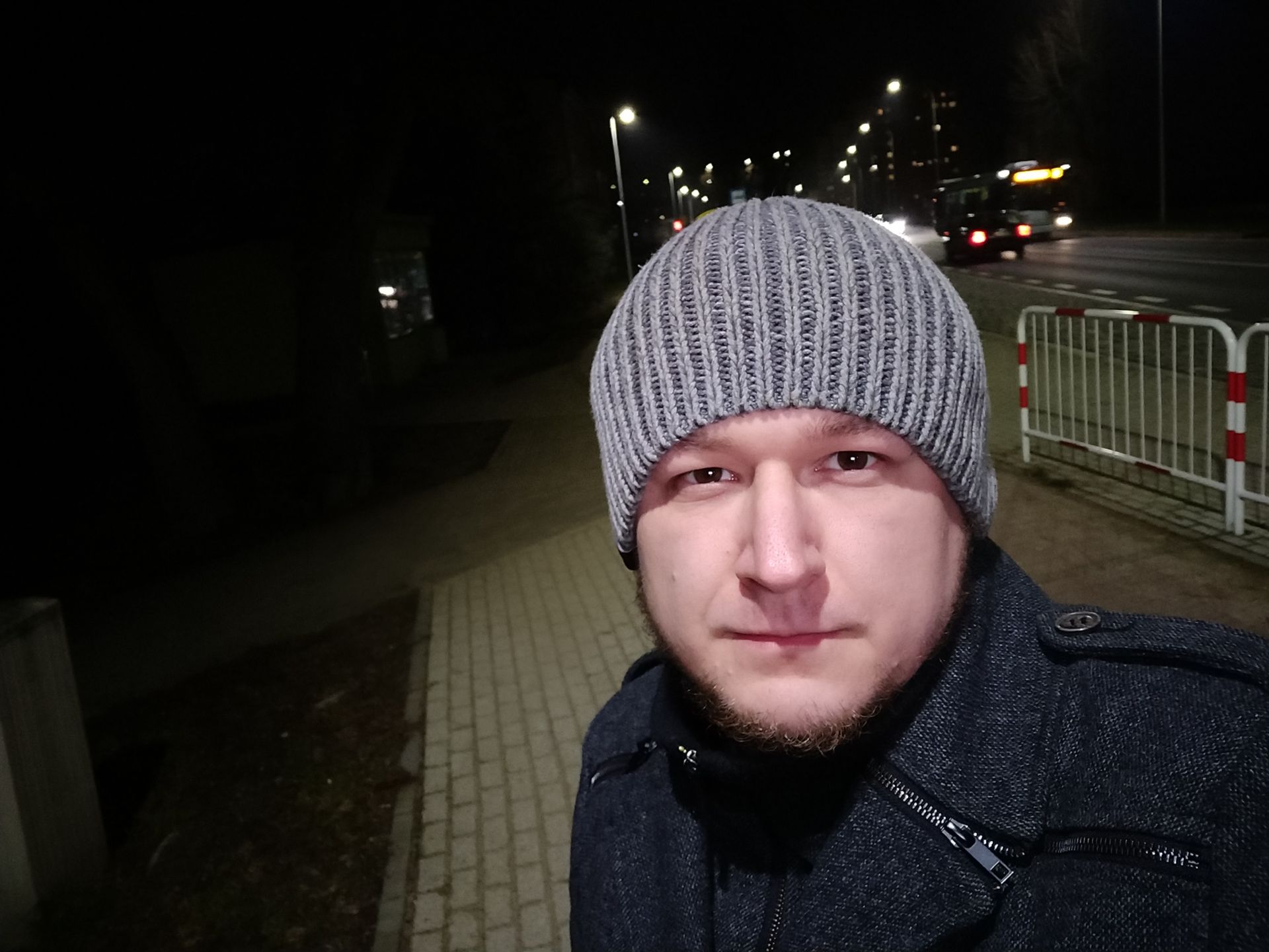 OnePlus 5T jest wart każdej złotówki. O ile twoim priorytetem nie jest aparat [TEST] 45