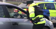 W Irlandii Północnej trwa 6 tygodniowy ścisły lockdown. Policja kontroluje ulice miast.