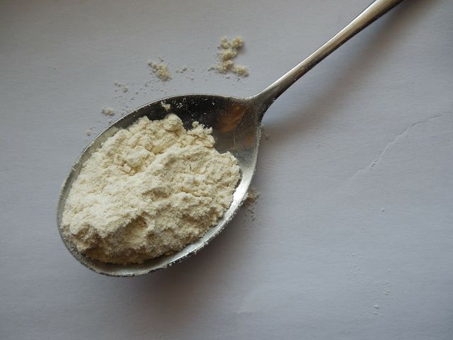 Brązowa mąka ryżowa