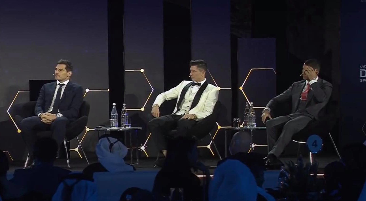 Robert Lewandowski najlepszym piłkarzem roku Globe Soccer Awards