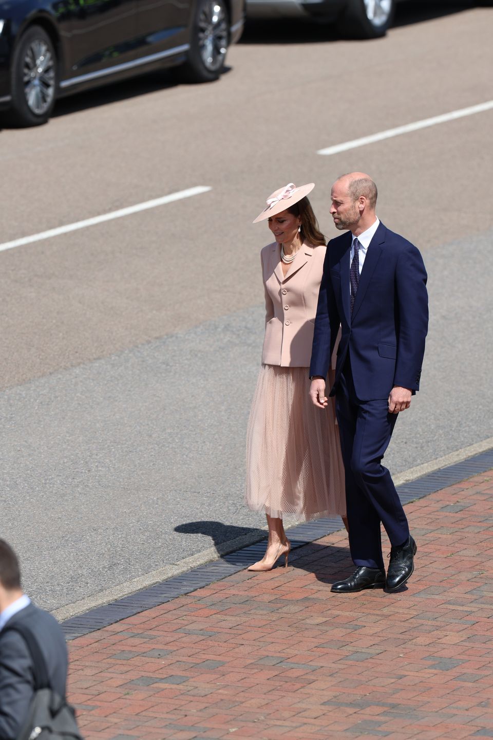 Macronowie składają wizytę księciu Williamowi i księżnej Kate