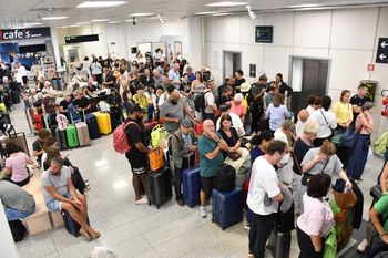 Chaos na lotnisku w Europie. Kolejne loty z i do Polski wstrzymane