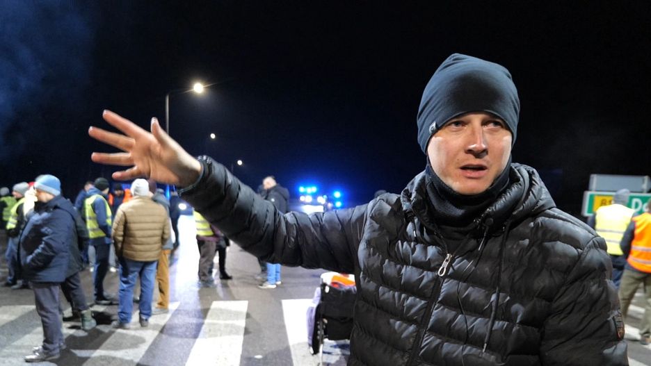 Protest na granicy w Dorohusku. Na for. Hubert Ojdana, który odbiera pogróżki od osób z Ukrainy