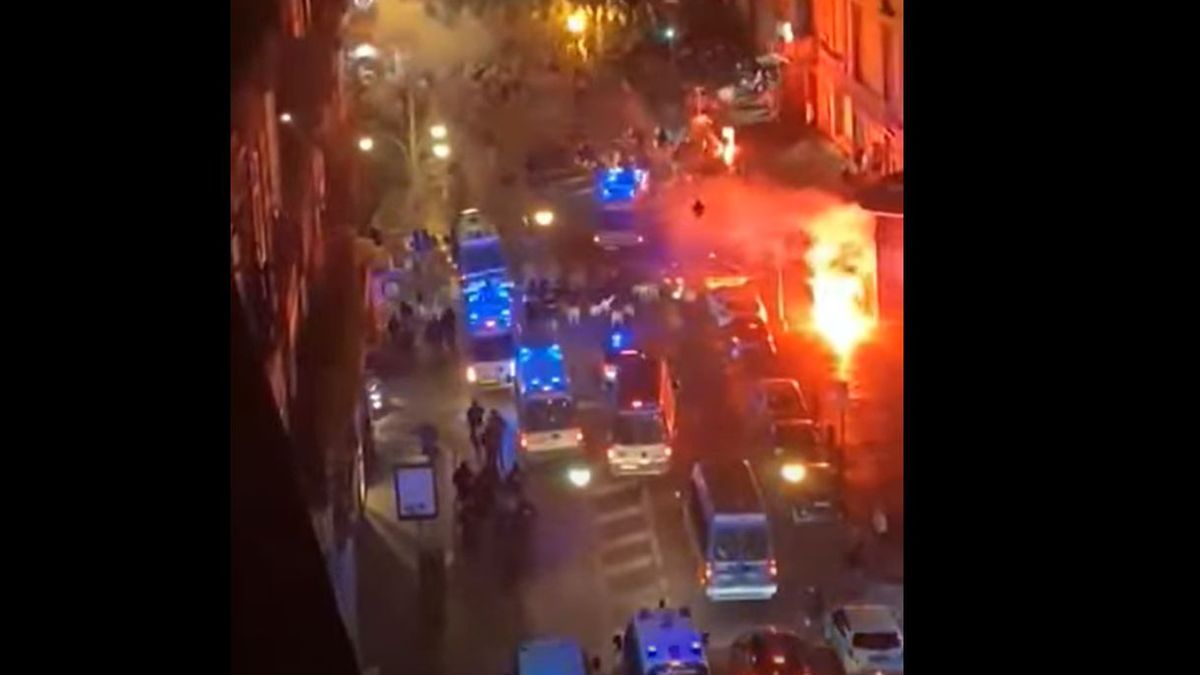 Zdjęcie okładkowe artykułu: YouTube / Reportitalia24 / Zamieszki na ulicach Neapolu