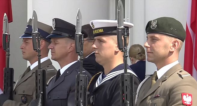 Dowództwo Generalne Rodzajów Sił Zbrojnych ogłosiło konkurs na logo