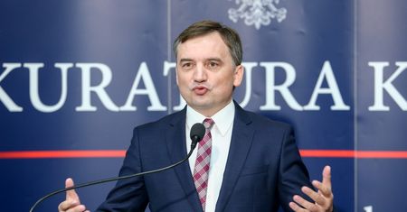 Ofensywa Ziobry ws. afery GetBack. Poszkodowani odpowiadają