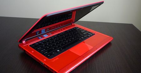 Sony VAIO CA - stylowy notebook nie tylko na lato [test cz. 1]
