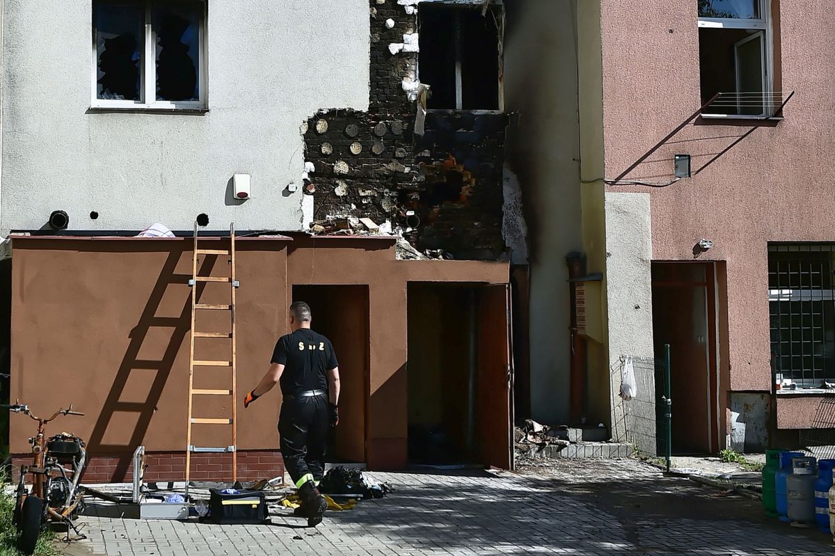 Tragedia w Tczewie. W pożarze kamienicy zginęły 2 osoby, w tym małe dziecko