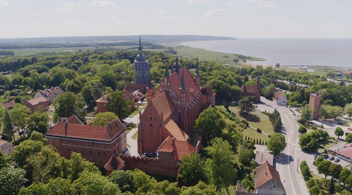 Polska z góry. Zamki, dworki, pałace 5
