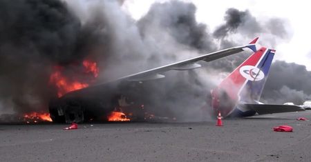 Sparaliżowane lotnisko w Sanie. Seria nalotów z Izraela