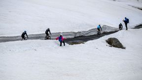 Deszcz, wiatr, a nawet metr śniegu. Trasa etapu Giro d'Italia skrócona