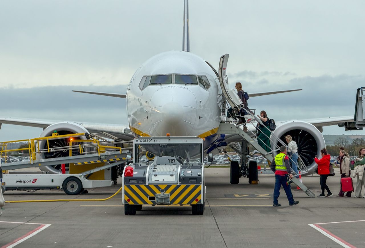 Pierwsze lotnisko we Włoszech ogłasza: brak paliwa do samolotów