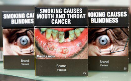Australia wygrała wojnę z koncernami tytoniowymi. Wszystkie paczki papierosów muszą wyglądać tak samo