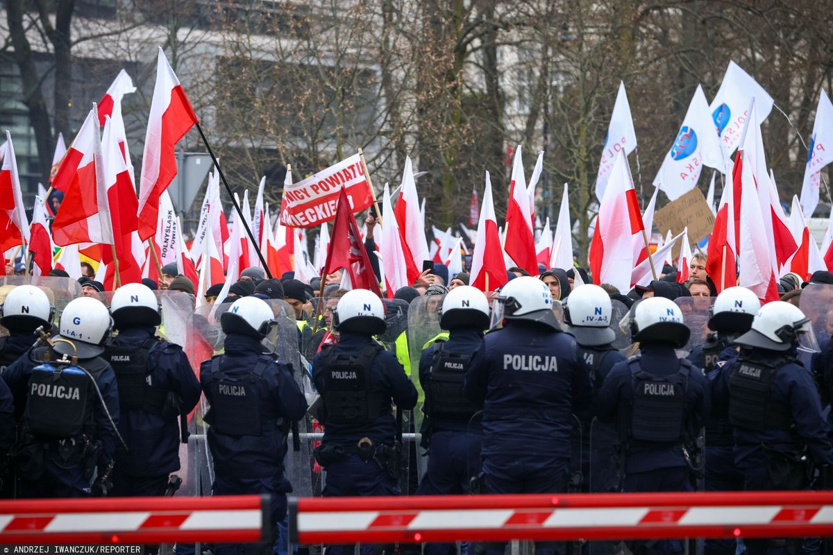 Protestujący w Warszawie rolnicy starli się z policją