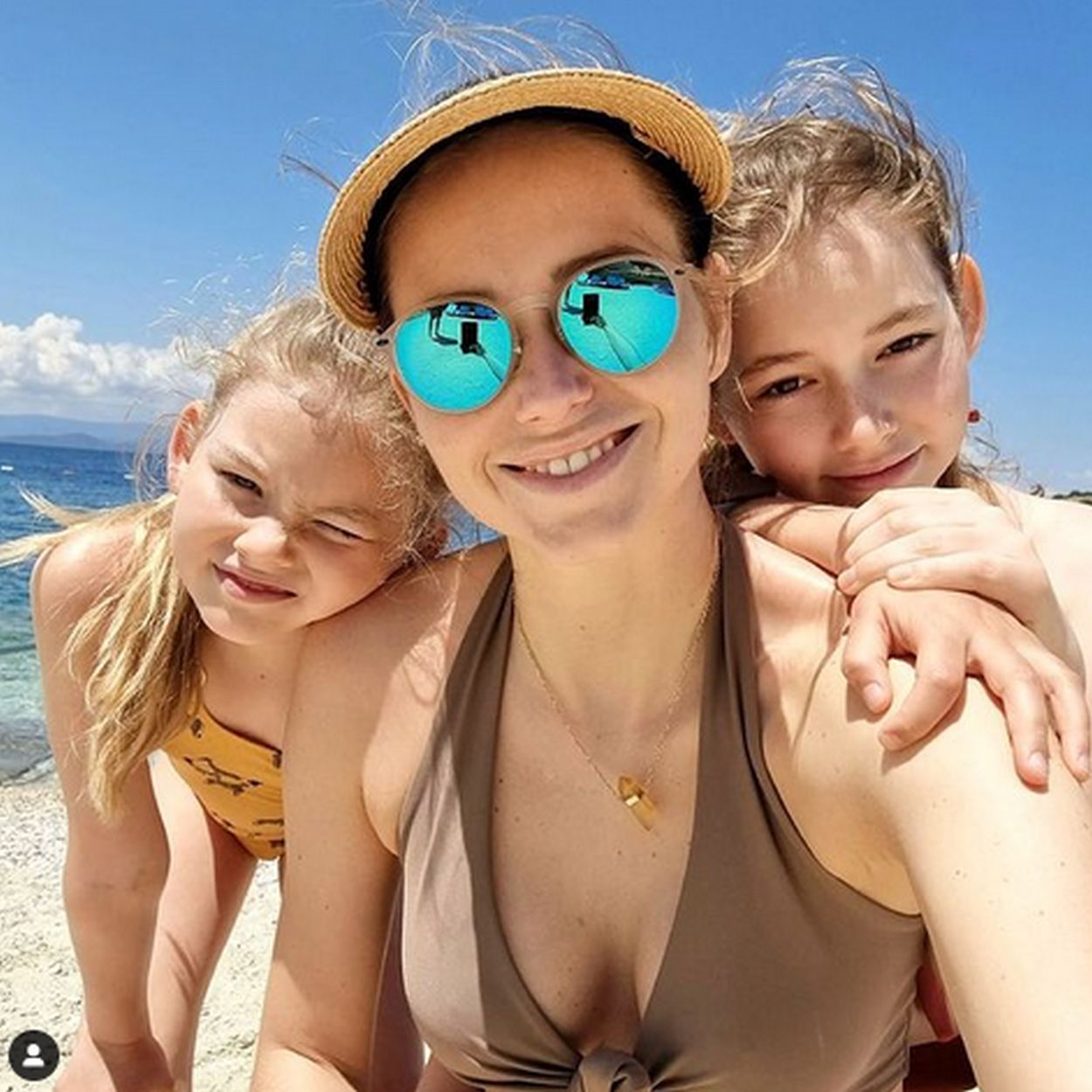 Agata Rubik z córkami