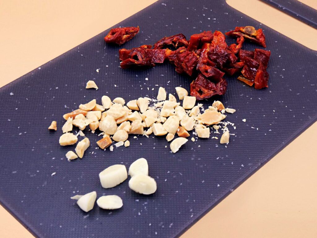 Makaron z pesto z suszonych pomidorów