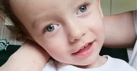 Miał 10 punktów w skali Apgar. Pierwszym objawem było drżenie nóżek