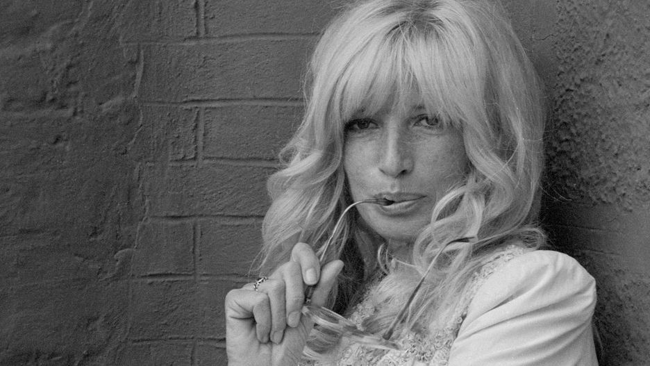 Monica Vitti Against The WallItalian actress Monica Vitti, wearing an embroidered blazer and holding sunglasses, Venice, 1980. (Photo by Archivio Cameraphoto Epoche/Getty Images)Archivio Cameraphoto EpocheHuty17971
