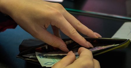 Wcześniejsza spłata kredytu konsumenckiego. Pamiętaj o swoich prawach
